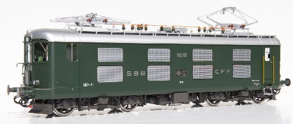 Fronttür, 8 Lüftergitter, Lüfter grün, Griffstangen gelb, Sounddecoder, 2 Maxon Motoren, Panthografenantrieb